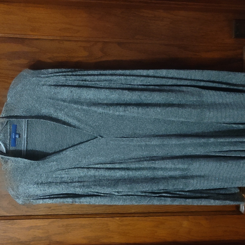 Apt 9 sweater